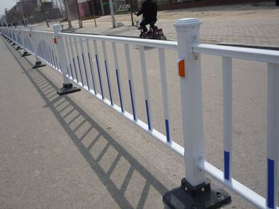 京式交通護(hù)欄網(wǎng) 鋅鋼護(hù)欄草坪道路基坑建筑現(xiàn)場(chǎng)入口樓層護(hù)欄建筑現(xiàn)場(chǎng)入口建筑立面陽臺(tái)彩鋼防護(hù)欄 - 保安橋梁結(jié)構(gòu)保護(hù)神無濟(jì)綜合精選集文北京民用現(xiàn)狀科普知識(shí)概覽